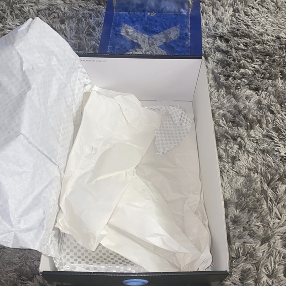 Jordan 11 Legend Blue released Dec 20 2014 never worn never dead stock - Picture 7 of 10